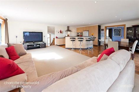 Property photo of 19 Newhaven Drive Howrah TAS 7018