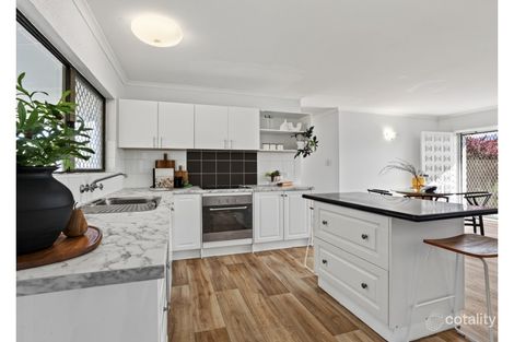 Property photo of 14 Harper Close Manunda QLD 4870