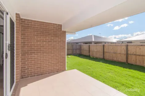 Property photo of 1/9 Baxter Crescent Caboolture QLD 4510