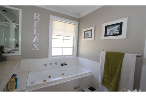 Property photo of 10 Lorimer Street Llanarth NSW 2795