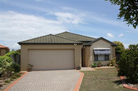 Property photo of 30 Oceania Court Yamba NSW 2464