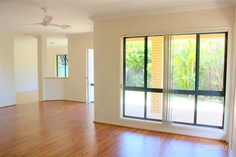 Property photo of 30 Oceania Court Yamba NSW 2464