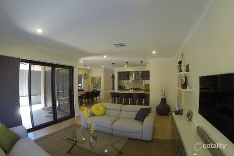 Property photo of 84 Oak Place Mackenzie QLD 4156