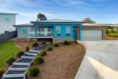 Property photo of 8 Robin Close Merimbula NSW 2548