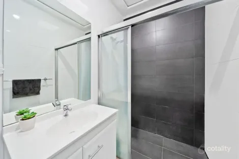 Property photo of 32 Galton Street Wetherill Park NSW 2164