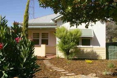 32 Tenth St, Renmark, SA 5341