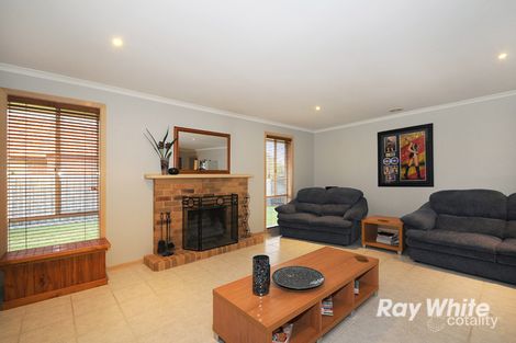 Property photo of 1 Pedley Way Lynbrook VIC 3975