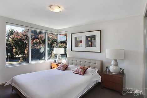 Property photo of 3/62 Hawthorn Road Caulfield North VIC 3161