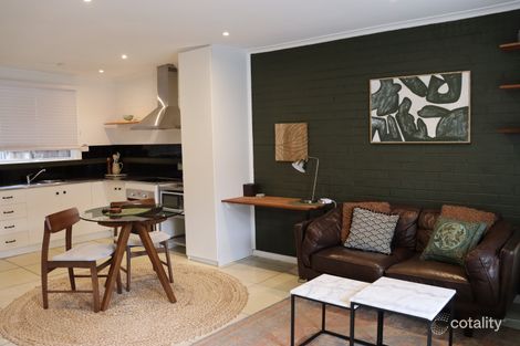 1/5 Govan Ct, Footscray, VIC 3011