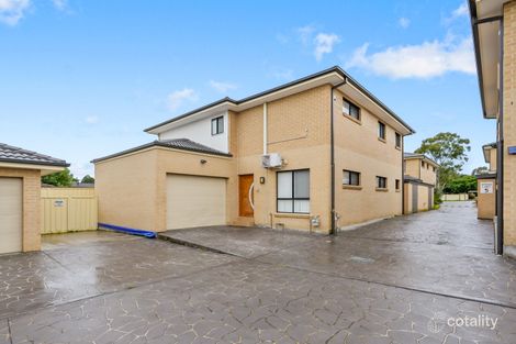 Property photo of 3/17-19 Guernsey Avenue Minto NSW 2566