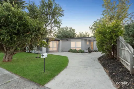 5 Oaklands Cres, Frankston, VIC 3199