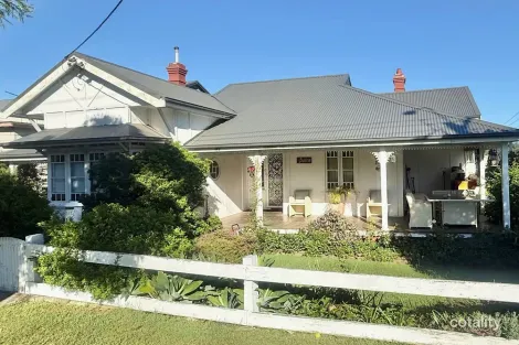 112 Dowling St, Dungog, NSW 2420