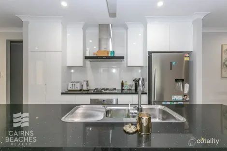 Property photo of 39 Brockman Way Smithfield QLD 4878