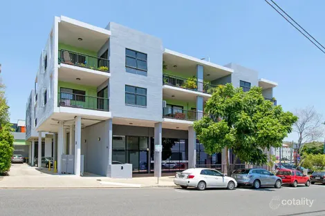 Property photo of 17/3 Heaslop Street Woolloongabba QLD 4102