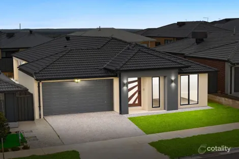 Property photo of 13 Agatha Way Werribee VIC 3030