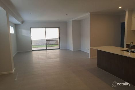 Property photo of 7 Lockhart Crescent South Guildford WA 6055