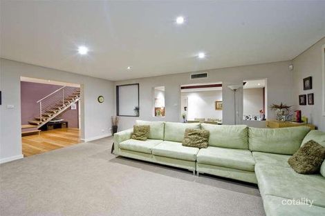 Property photo of 14 Turner Place Casula NSW 2170