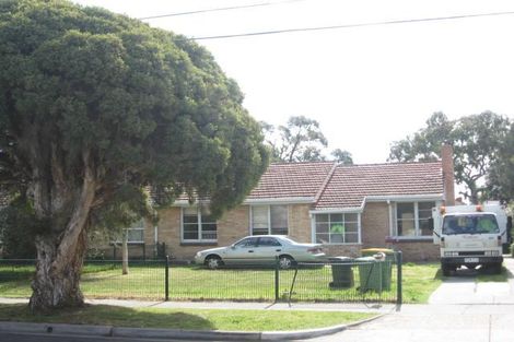 39 Whitelaw St, Reservoir, VIC 3073