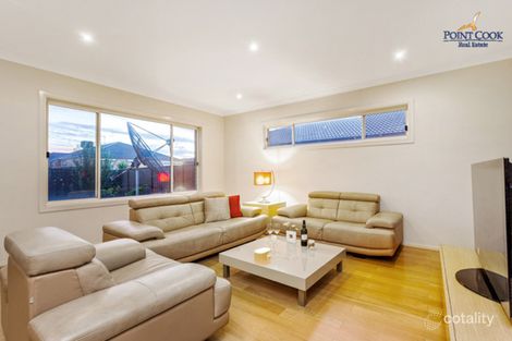 Property photo of 27 Beaurepaire Drive Point Cook VIC 3030