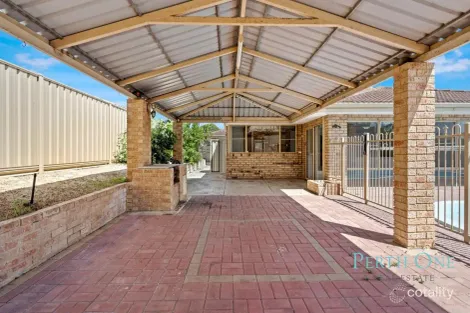Property photo of 12 Hickory Drive Thornlie WA 6108