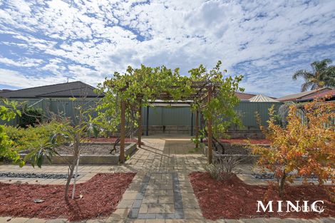 Property photo of 37 Froudist Circle Southern River WA 6110