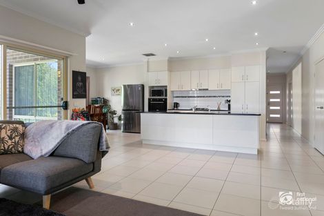 Property photo of 18 Arthurs Crescent Strathfieldsaye VIC 3551