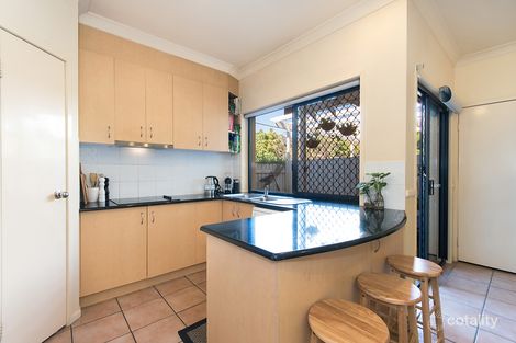 Property photo of 1/75 Bayview Terrace Clayfield QLD 4011