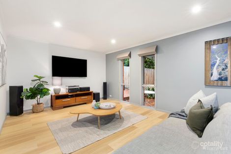 Property photo of 10 Stirling Court Eltham North VIC 3095