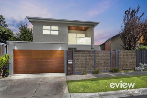 16 Tyalla Gr, Mornington, VIC 3931