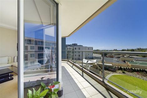 Property photo of 412/910 Pittwater Road Dee Why NSW 2099