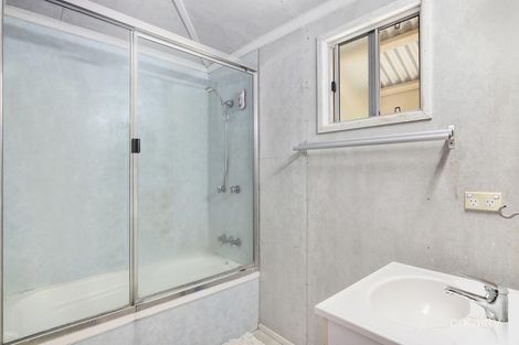 Property photo of 41 Cambridge Street The Range QLD 4700