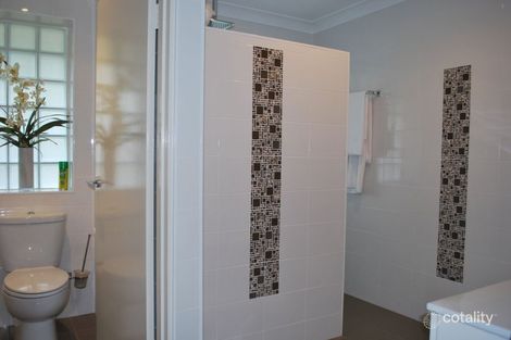 Property photo of 38 Prince Edward Drive Dapto NSW 2530