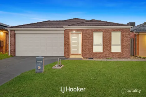 42 Elmslie Dr, Cranbourne East, VIC 3977