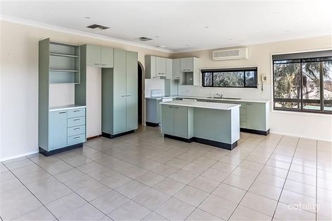 Property photo of 4 Willis Place Forbes NSW 2871