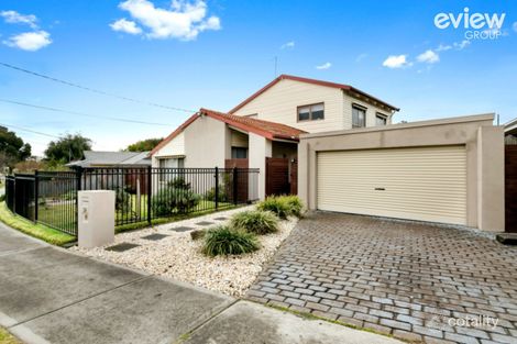24 Oaklands Cres, Frankston, VIC 3199