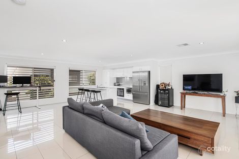 Property photo of 49/400 Tingal Road Wynnum QLD 4178