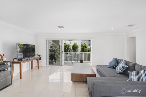 Property photo of 49/400 Tingal Road Wynnum QLD 4178