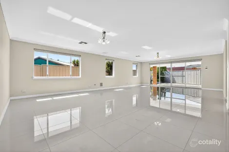 Property photo of 21 Noreatt Place Leeming WA 6149