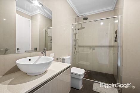 Property photo of 1/23 Pine Way Doncaster East VIC 3109