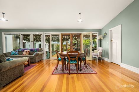 Property photo of 13 Balmoral Avenue Strathmore VIC 3041