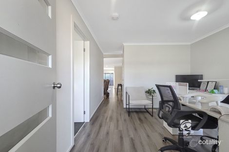 Property photo of 2 Silvertop Street Lucknow VIC 3875