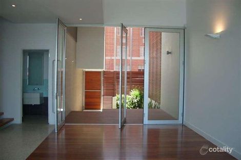 Property photo of 39 Macquarie Street Teneriffe QLD 4005