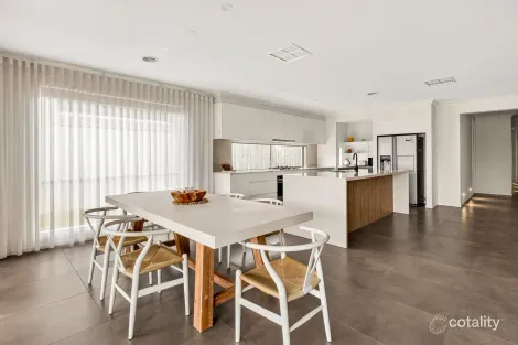 Property photo of 21 Conquest Street Mount Duneed VIC 3217