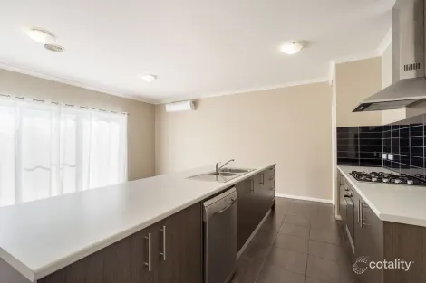 Property photo of 3 Style Way Craigieburn VIC 3064