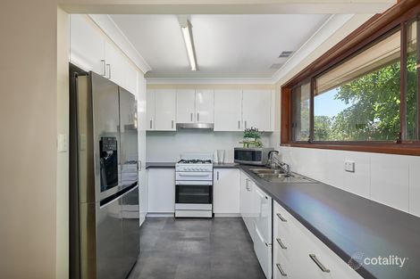 Property photo of 70 Jasmin Crescent Lake Albert NSW 2650