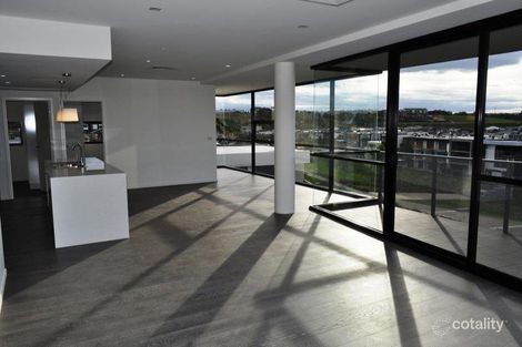 Property photo of 10/33 Cumberland Drive Maribyrnong VIC 3032