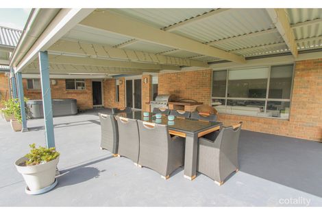 Property photo of 10 Carlyle Avenue Llanarth NSW 2795