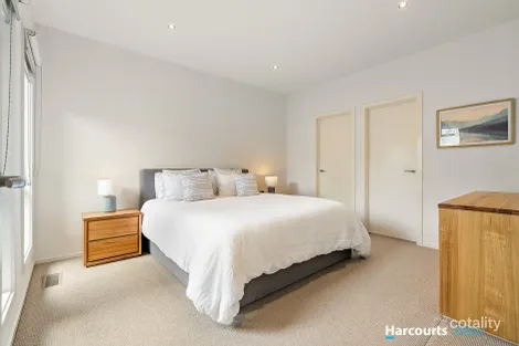 Property photo of 2/13 Batesford Road Chadstone VIC 3148