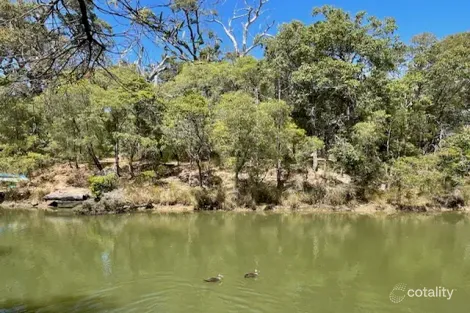 8 Flora Gr, Molloy Island, WA 6290
