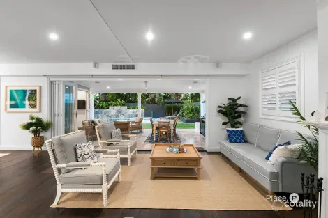 Property photo of 110 Henderson Street Bulimba QLD 4171